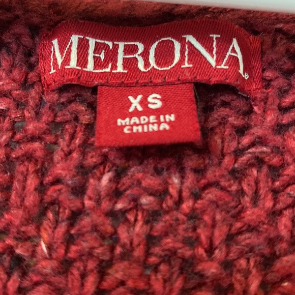 Women’s Merona Sweater - Picture 2 of 5